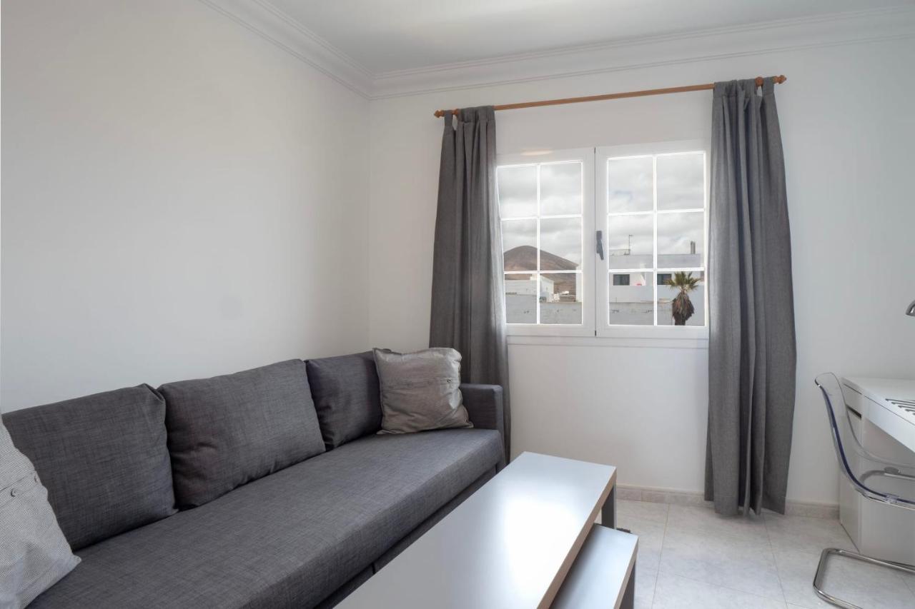 Comfortable And Modern Apartment Next To The Avenida Central In Tías Buitenkant foto